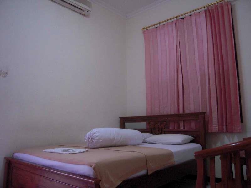 Hotel Paprica 1 Surabaya Eksteriør billede